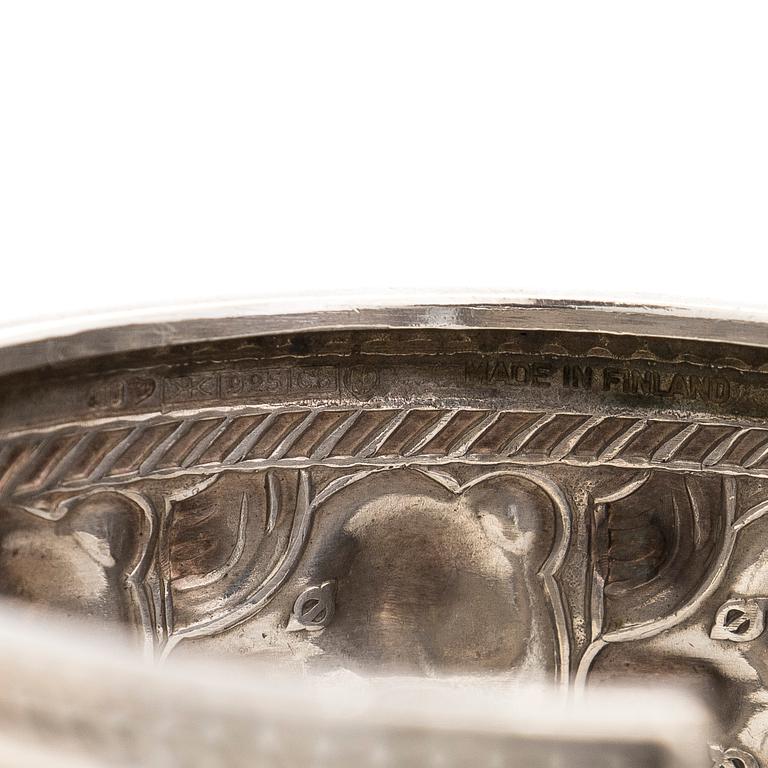 Kalevala Koru, rannekoru, "Karhu", sterlinghopeaa. Helsinki 1980.