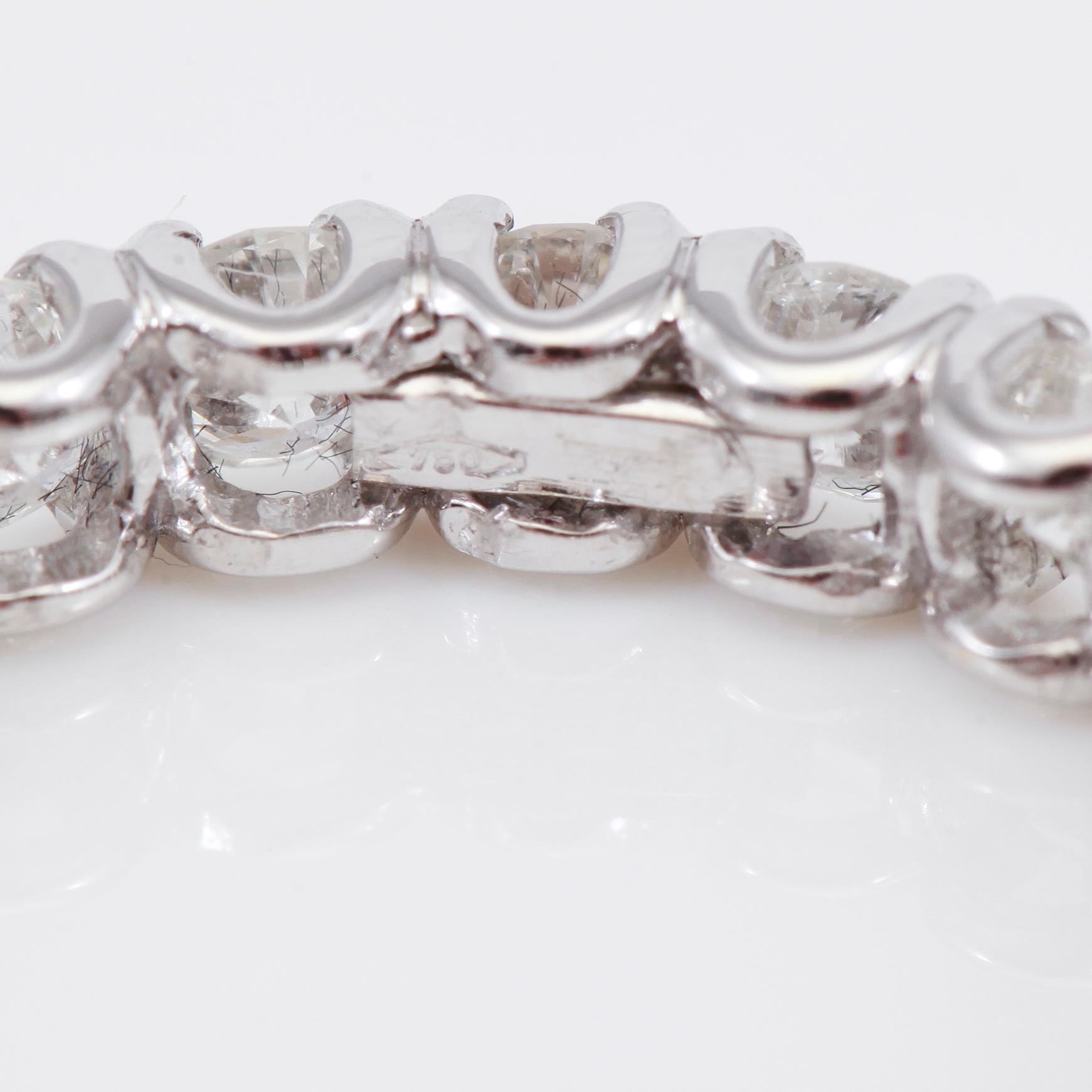 RING, briljantslipade diamanter totalt ca 2,30 ct.