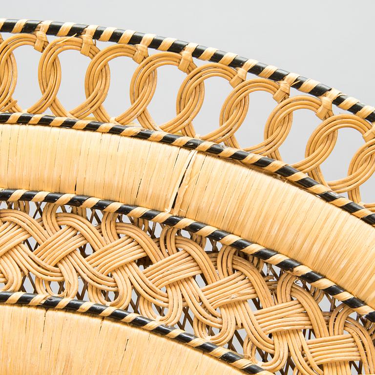 A late 20th century century 'Big Cobra peakock chair'.