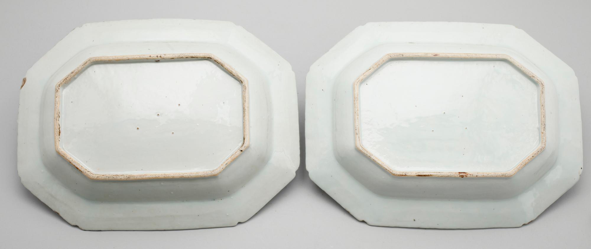STEKFAT, 1 par, porslin, Kina, 1700-tal.