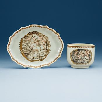 SOCKERSKÅL samt FAT, vapenporslin. Qing dynastin, Qianlong (1736-95).