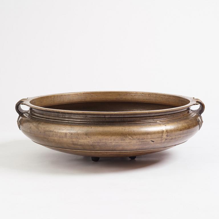 A large bronze Vessel/Urli, India, 19th century.