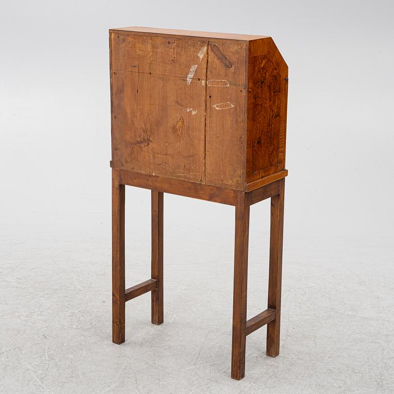 Kabinettskåp, 1800-tal.