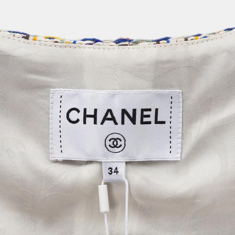 Chanel, a cotton tweed vest, size 34.