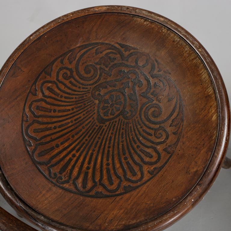 STOLAR, 4 st, etikettmärkt Mundus and J&J Kohn Ltd, 1900-talets början.