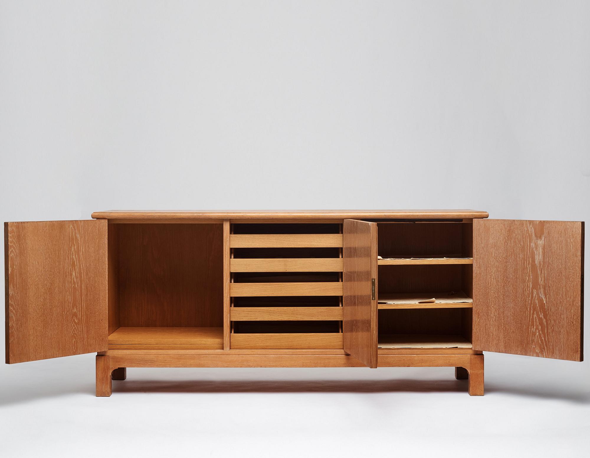 Oscar Nilsson, tillskrivet, sideboard, Sverige 1940-tal.