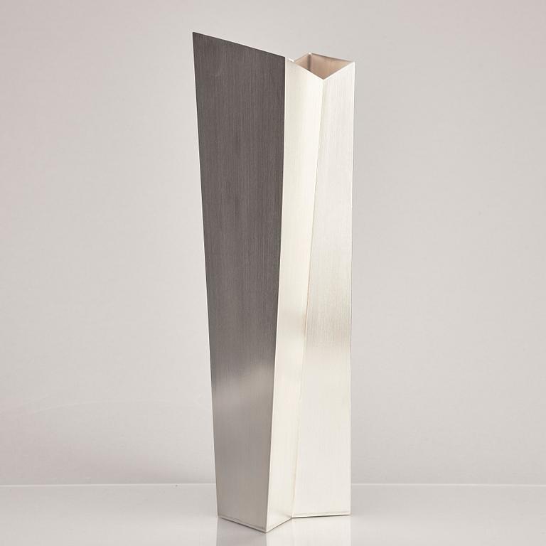 Rolf Lindståhl, a sterling silver vase, Stockholm 2008.