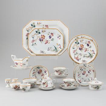 A part 'Devon Rose' dinner and coffee/teaservice, England, Wedgwood, designed 1971-1991 (68 pieces).