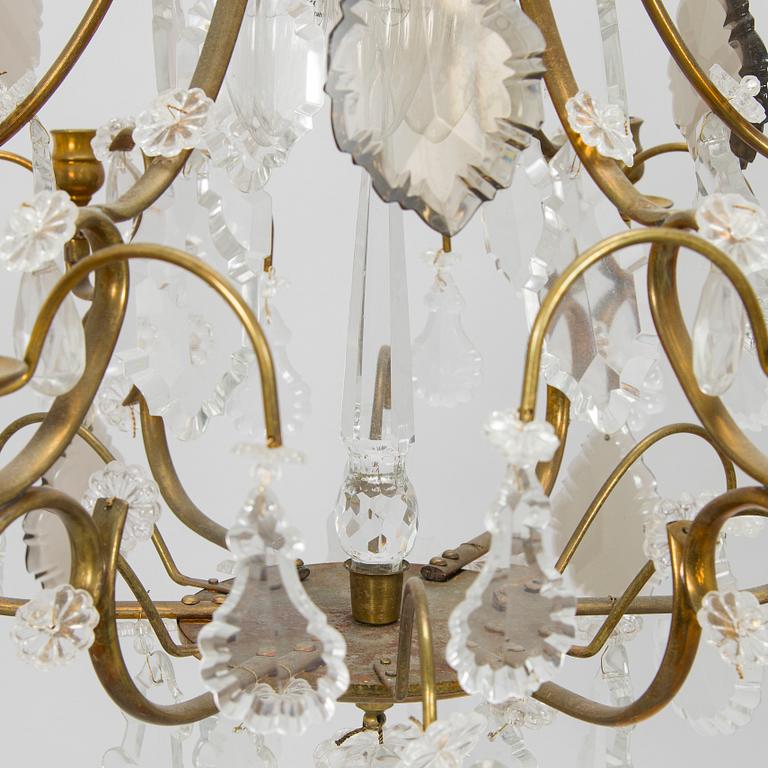 Kattokruunu, 1900-luvun puoliväli.