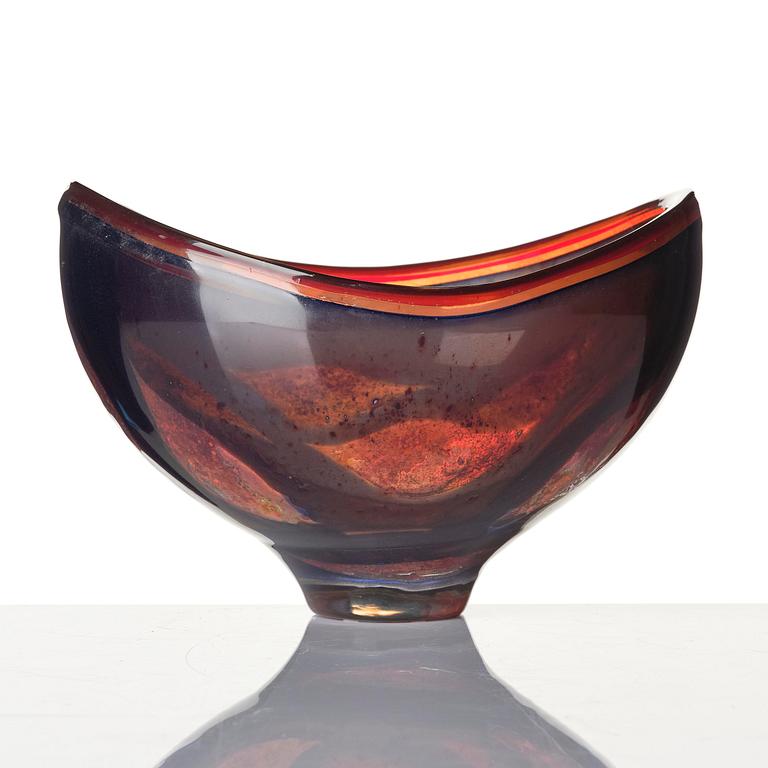 Sven Palmqvist, a ravenna glass bowl, Orrefors 1951, no 141.