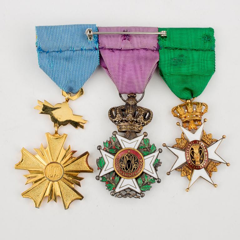 ORDNAR, 3 stycken, bland annat Vasaorden, 1900-talets andra hälft.