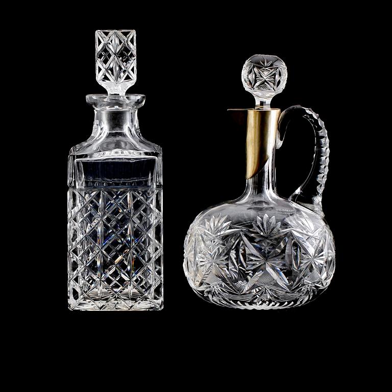 KARAFFER 2 st, glas/kristall, 1900-talets förstahälft.