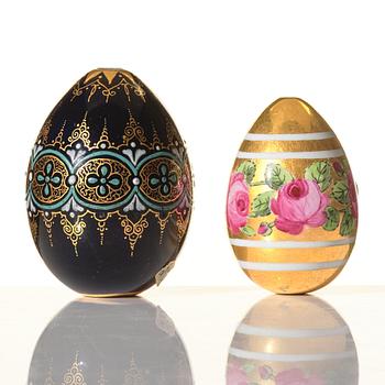 Two Russian porcelain Easter Eggs, 19th Century, presumably Imperial Porcelain Manufactory, St Petersburg.