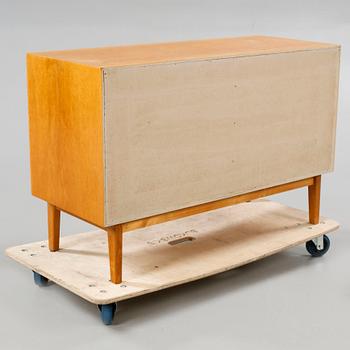 A 1950/60s sideboard.