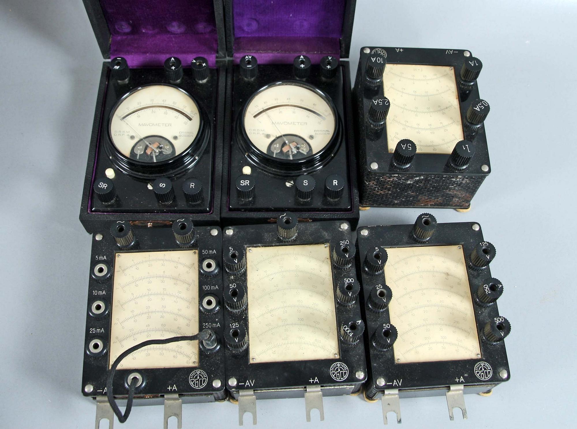 MÄTINSTRUMENT, 7 delar, 1900-talets första hälft.