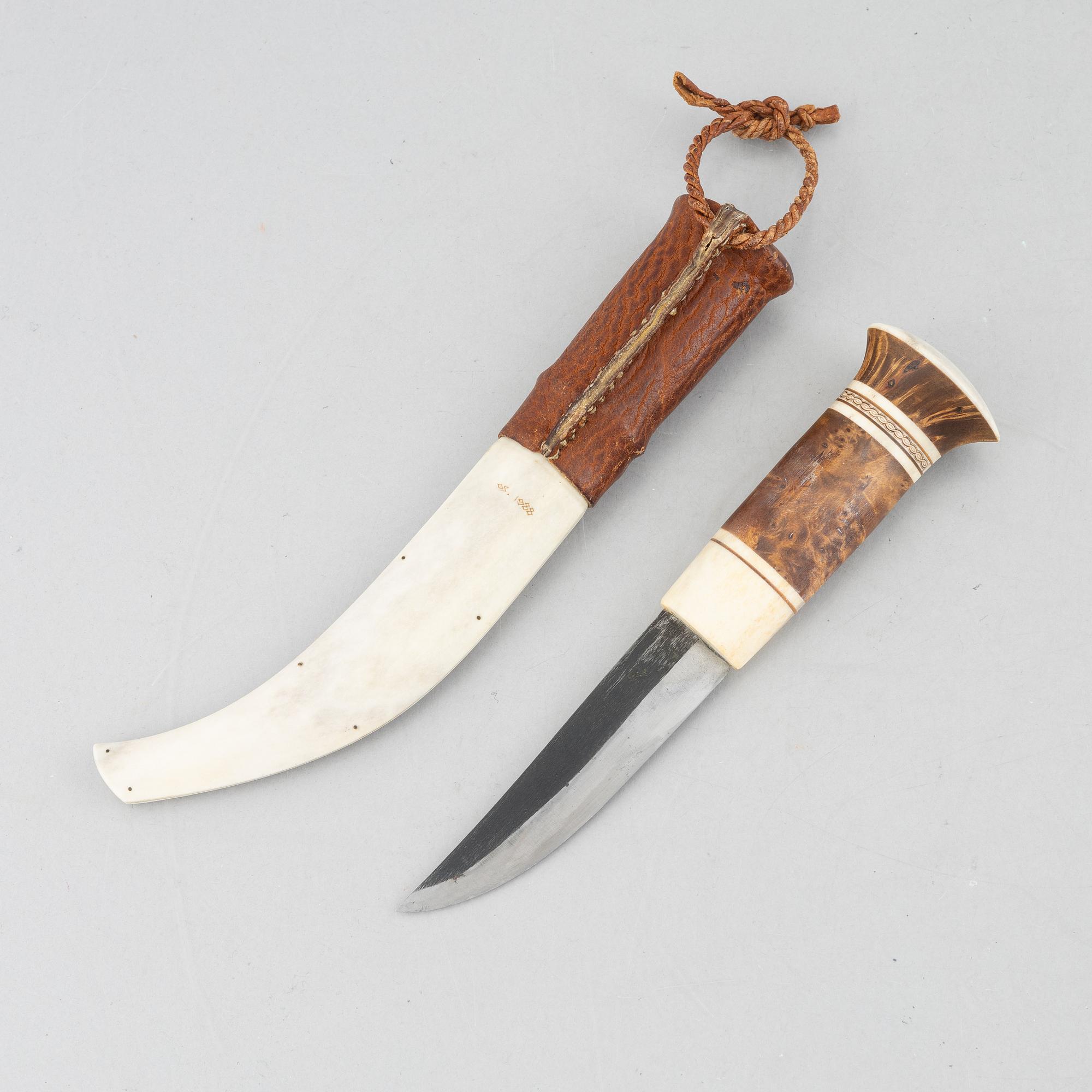 Olav Svonni, a reindeer horn knife, Ravttas.