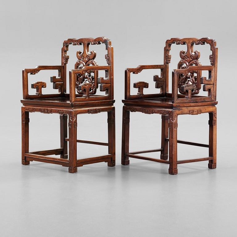 A pair of Zitan armchairs, 18/19th Century.