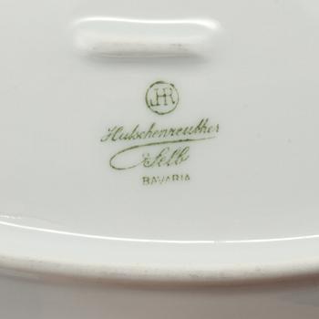 MATSERVIS, 73 delar, porslin, Hutchenreuter, Tyskland, omkring 1900-talets mitt.