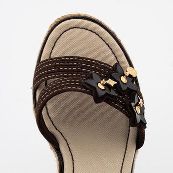 Louis Vuitton, sandaletter, italiensk storlek 36 1/2.