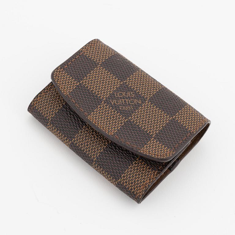 Louis Vuitton, a pair of cufflinks in a damier ebene case.
