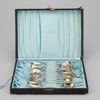 TODDYSKEDAR, 12 st. 813 silver. W. Pettersson Åbo 1902. Vikt 167 g.