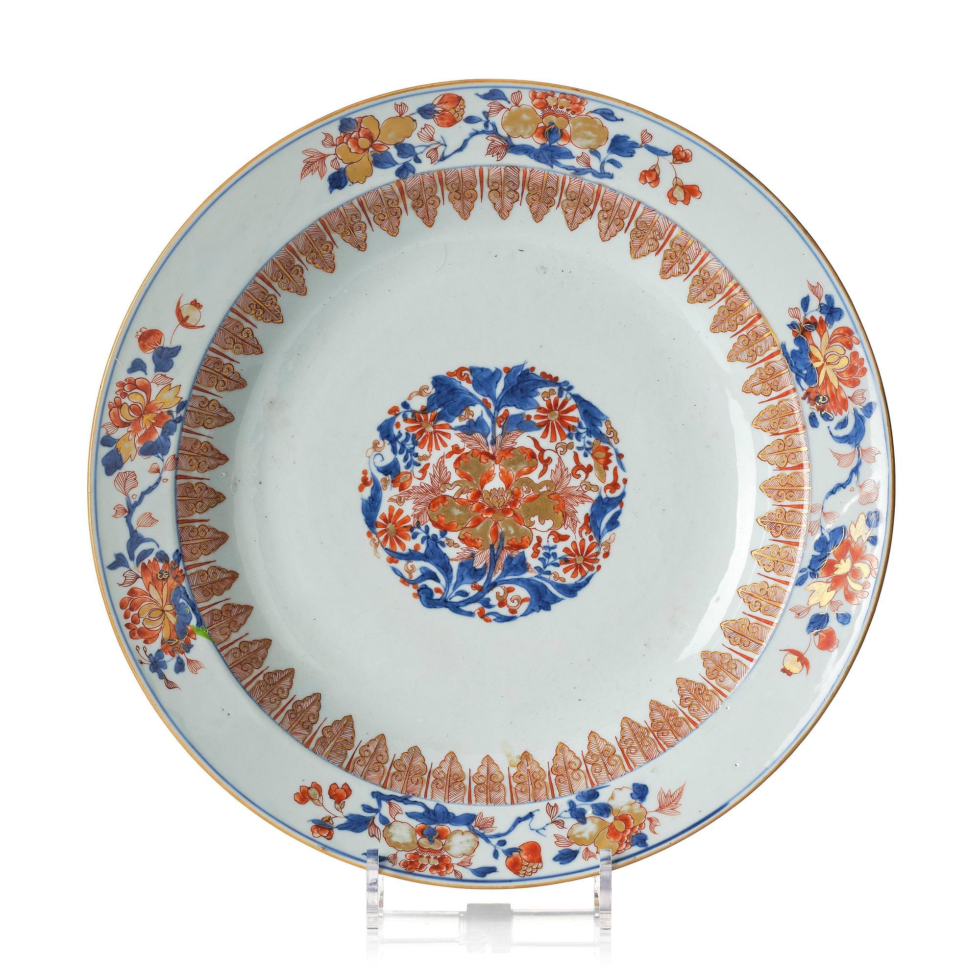 Fat, porslin. Qingdynastin, Kangxi (1662-1722).