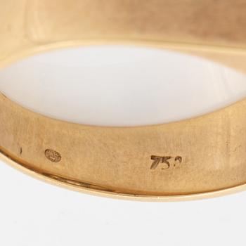 Ring, klackring 18K guld med briljantslipad diamant.