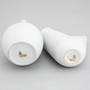 Stig Lindberg, 'Veckla' and 'Pungo' stoneware. Gustavsberg (3 pieces).