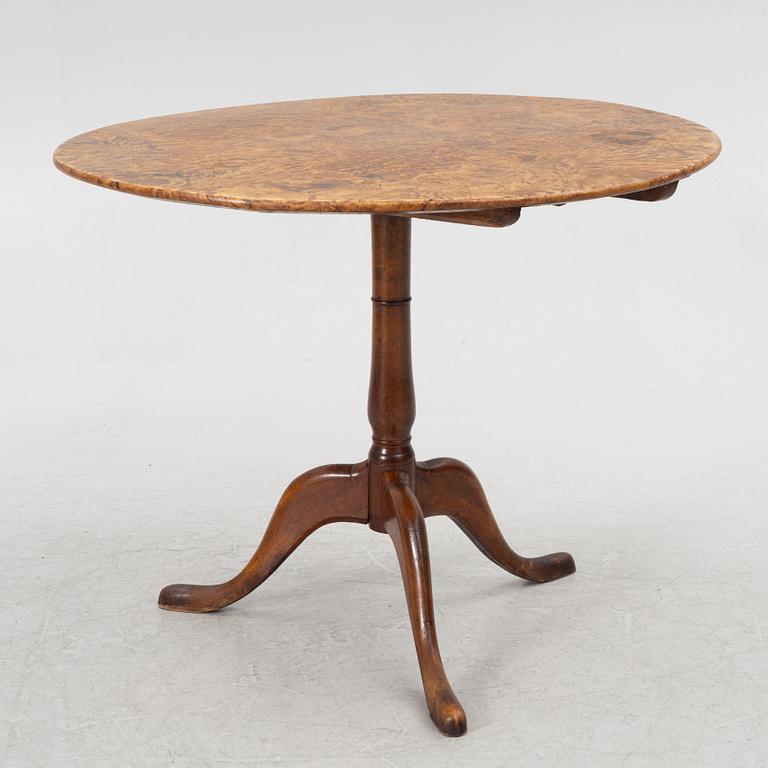 A burr alder tilt-top table by A. J. Rosendahl (master active in Arboga 1762-1836).