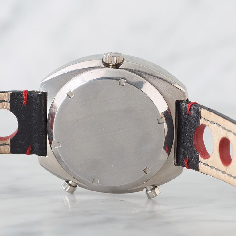 HEUER, Montreal, "Tachymetre, Pulsations", chronograph, wristwatch, 42 x 48 mm.