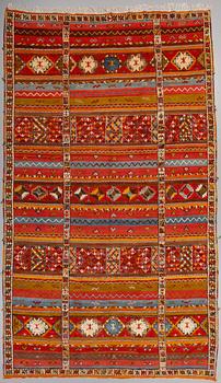 MATTA, halvflossa, Nordafrika, sent 1900-tal, 515x295 cm.