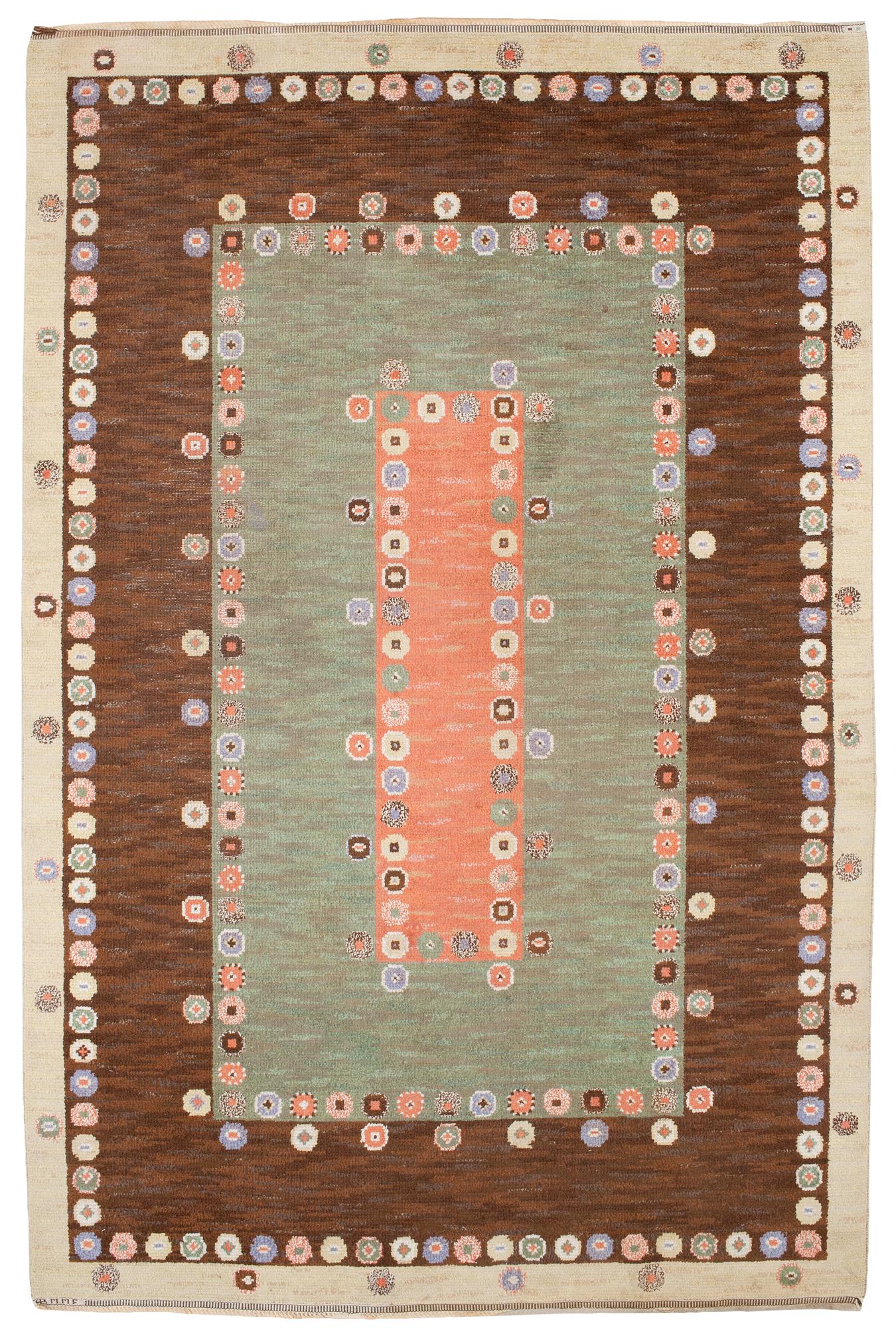 MATTA. "Tusenskönan" ("Bellis"). Flossa. 317 x 208 cm. Signerad AB MMF (AB Märta Måås-Fjetterström).