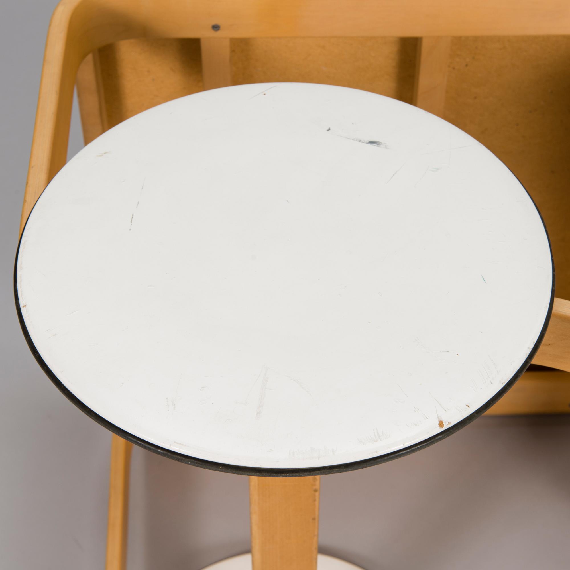 ALVAR AALTO, A 1960s-70s tea trolley model '900 for Artek.