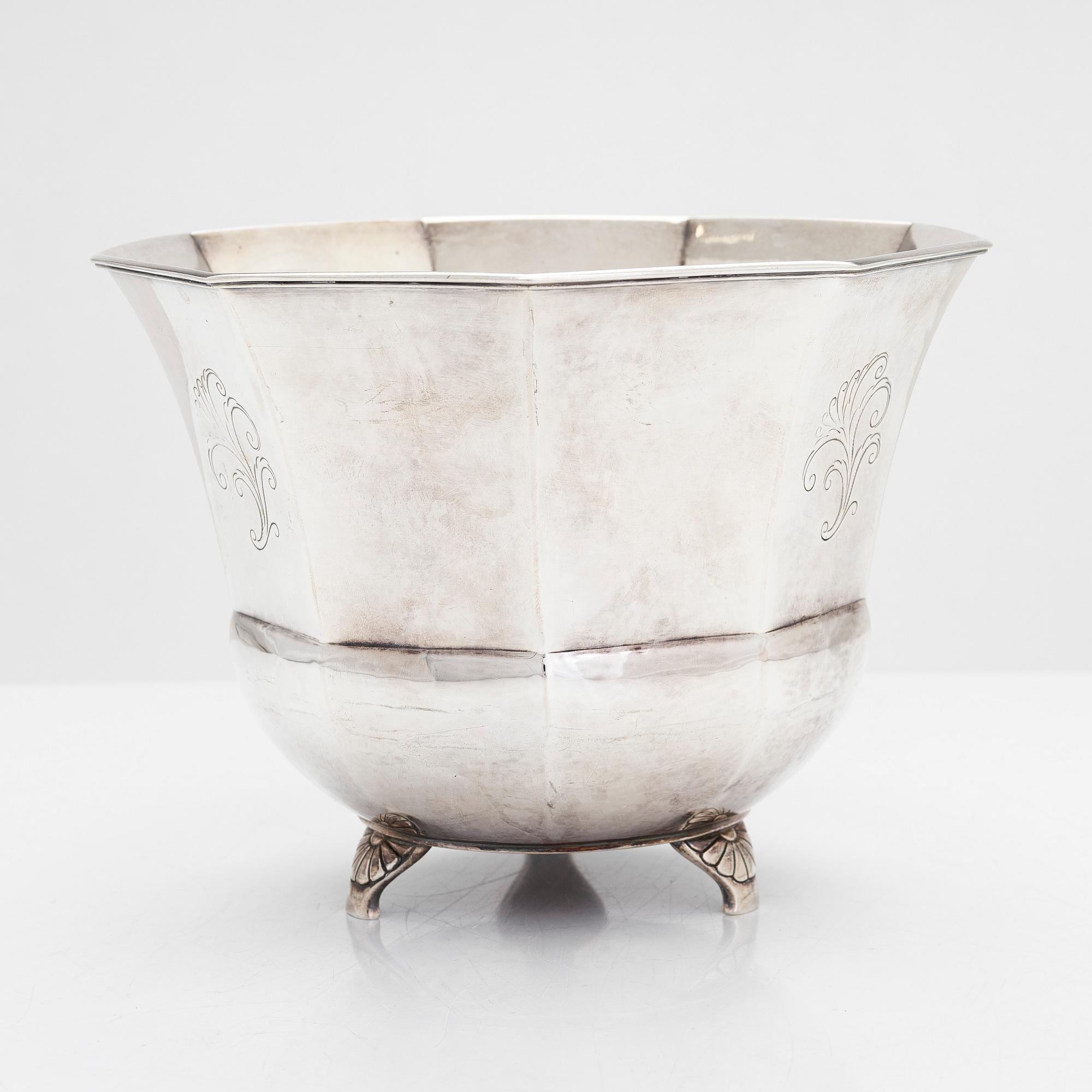 Ytterfoder, silver, GAB Stockholm 1931.