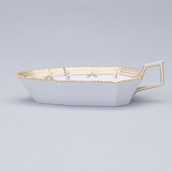 GELÉFAT, porslin, "Flora Danica", Royal Copenhagen, Danmark, 1959.