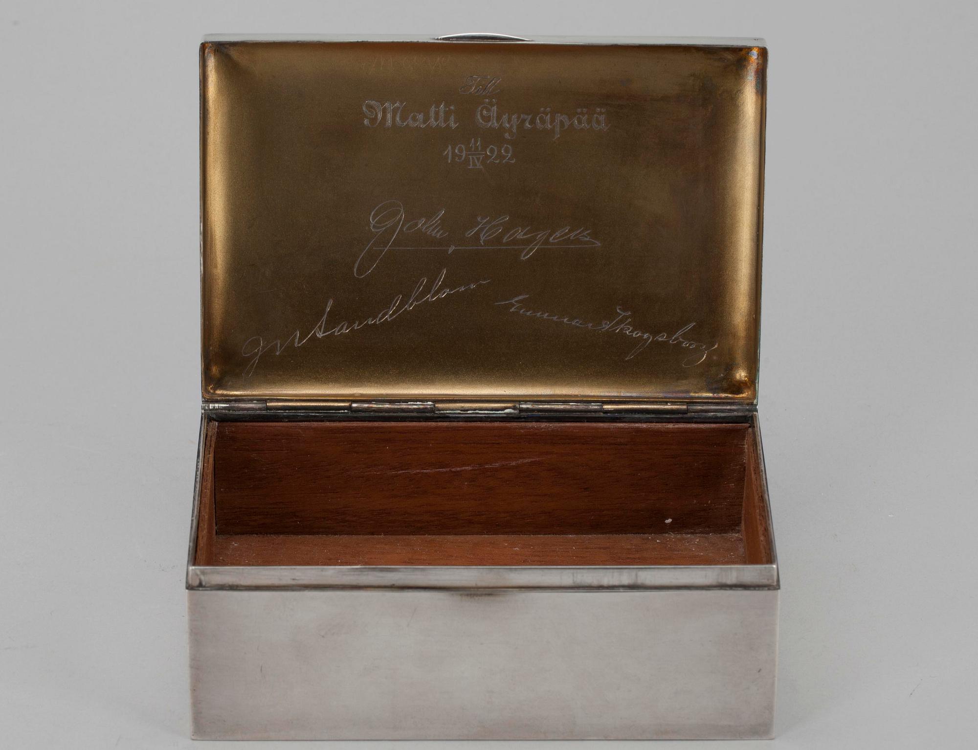 SKRIN, silver och trä, Helsingfors 1918. Vikt 327 g.