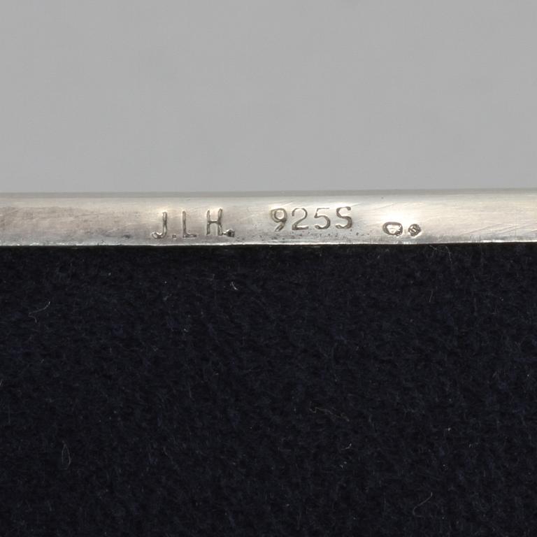 CIGARRSKRIN, sterlingsilver, importstämplat, 1900-talets andra hälft, total vikt 410 gram. .