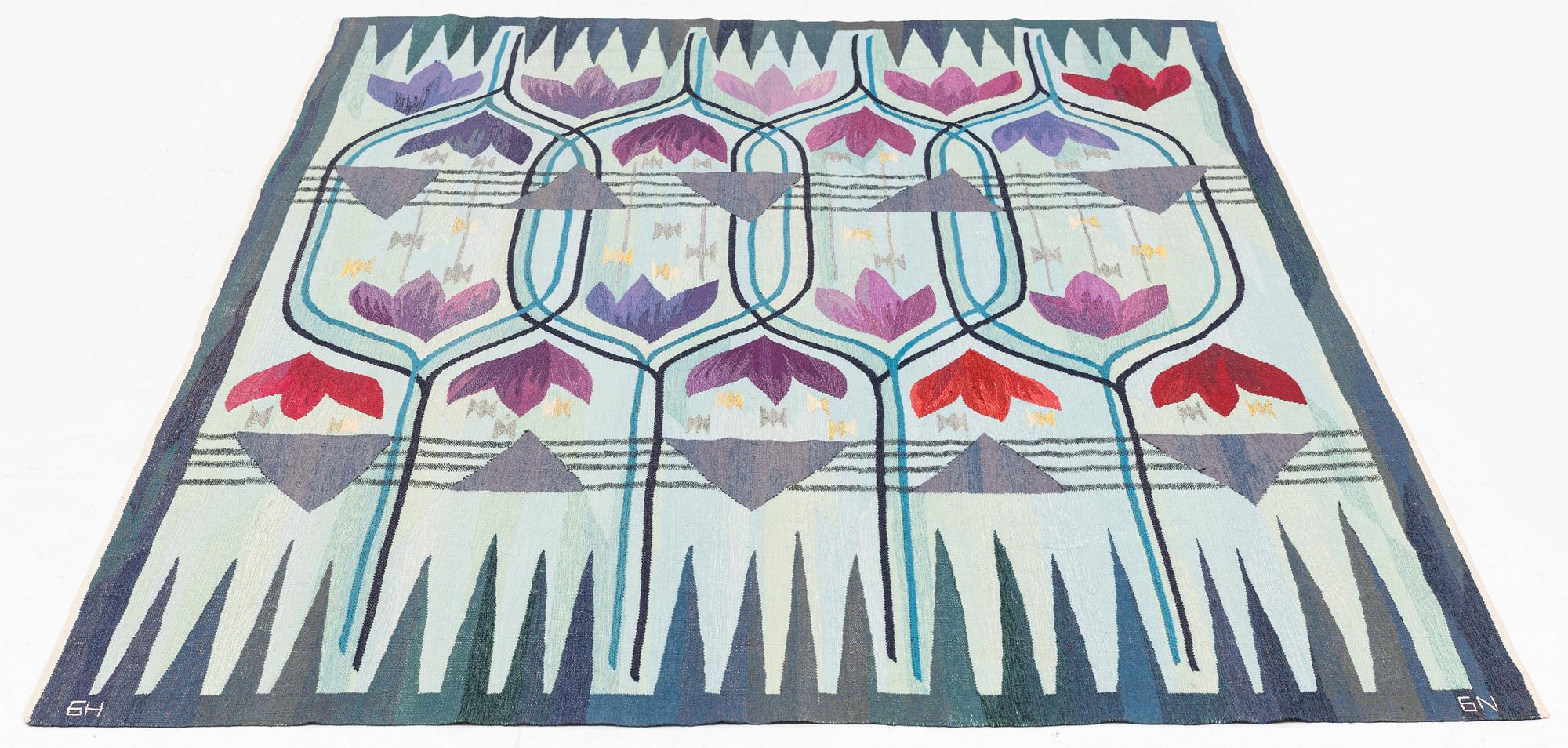 Vävd tapet, gobelängvariant, ca 217 x 146 cm, signerad GN BN.