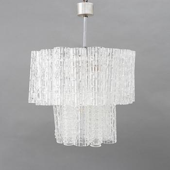 A chandelier, late 20th Century.