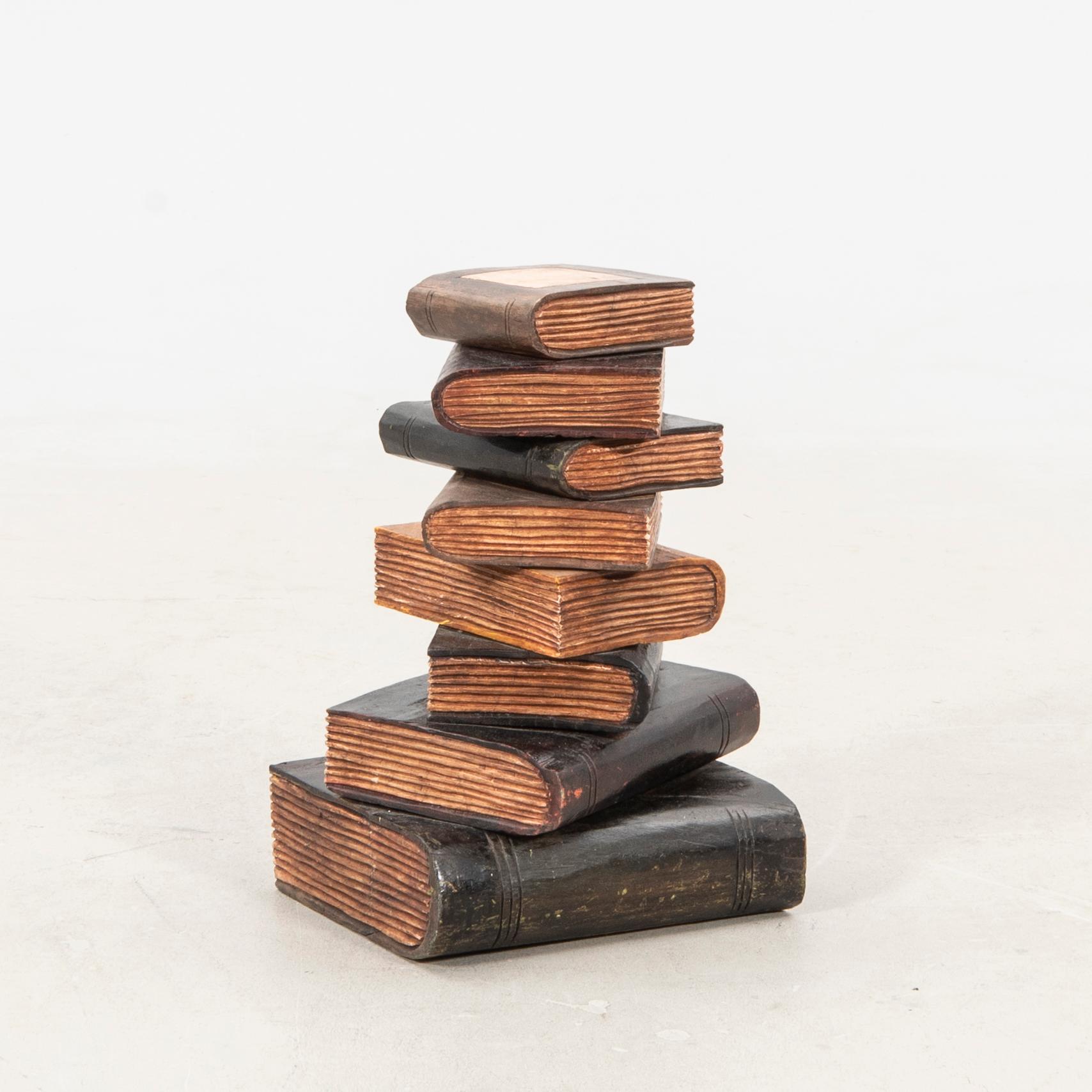 Side table/sculpture, modern manufacture.