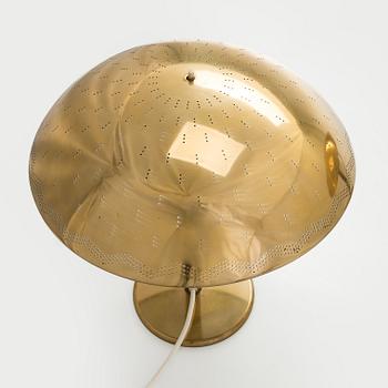 Paavo Tynell, pöytävalaisinpari, malli 5061, Idman 1900-luvun puoliväli.