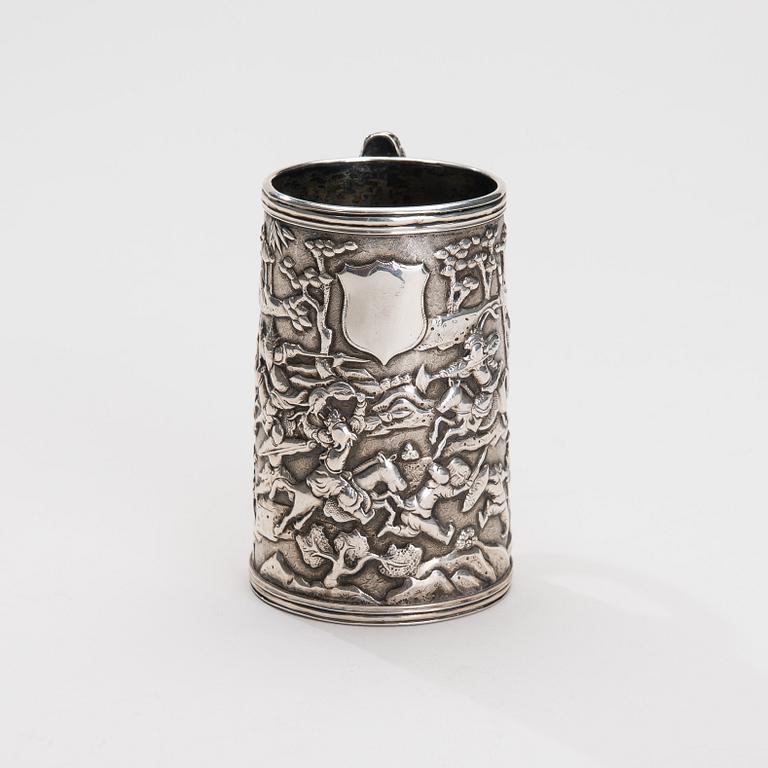 BÄGARE / MUGG, silver, Lee Ching, Kina, 1800-luvun jälkipuoli. Vikt 174 g.