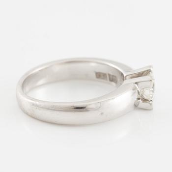 Ring in 18K white gold set with a brilliant-cut diamond weighing 0.49 ct according to the engraving.