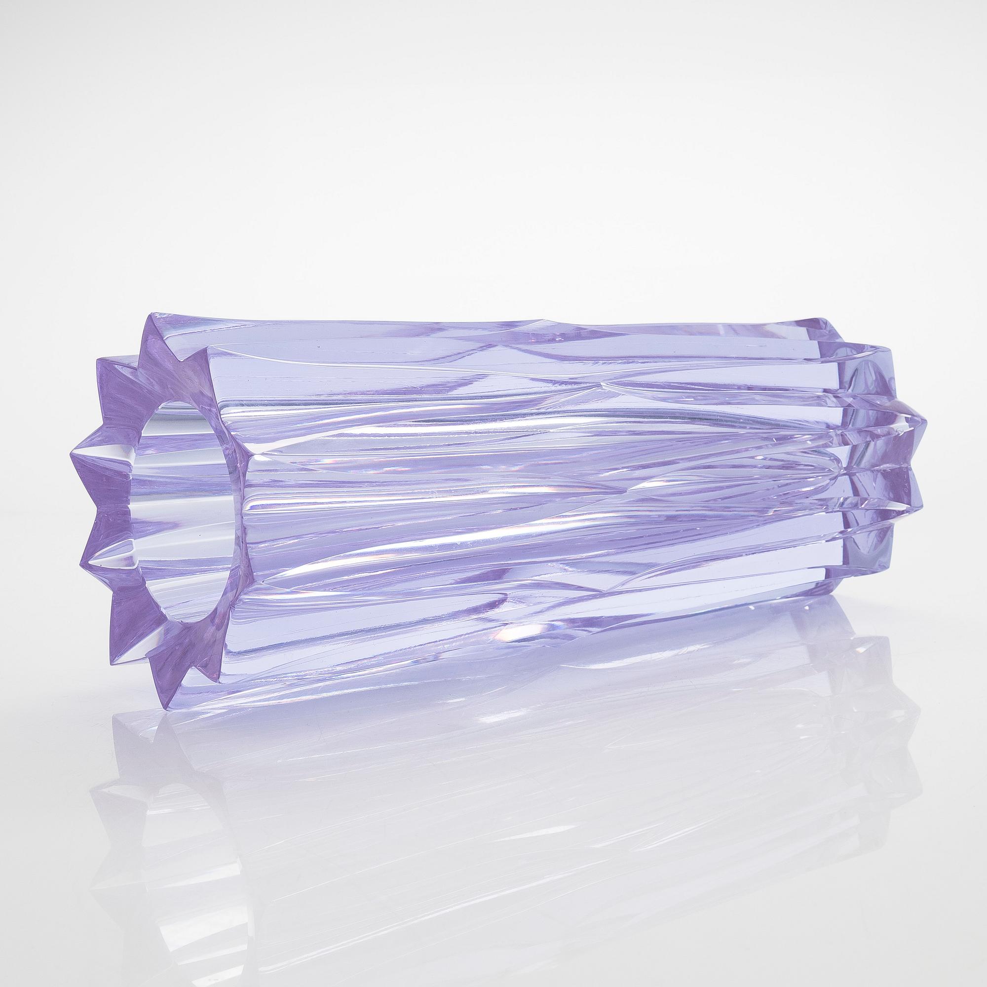 Aimo Okkolin, a vase signed Aino Okkolin Riihimäen Lasi OY.