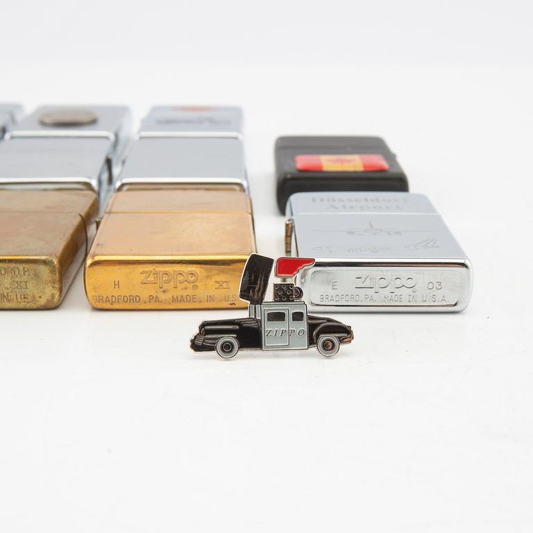 En samling Zippo tändare 14 st USA 1900-talets senare del.