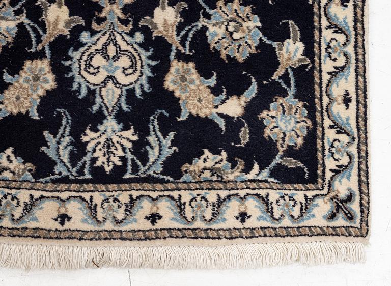 Gallery carpet, Nain, approx. 280 x 77 cm.
