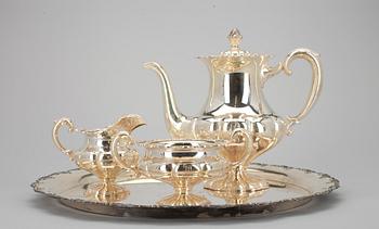 KAFFESERVIS, 4 delar, 813 silver, Auran Kultaseppä Oy 1958. Brickan i nysilver. Silvervikt 1089 g.