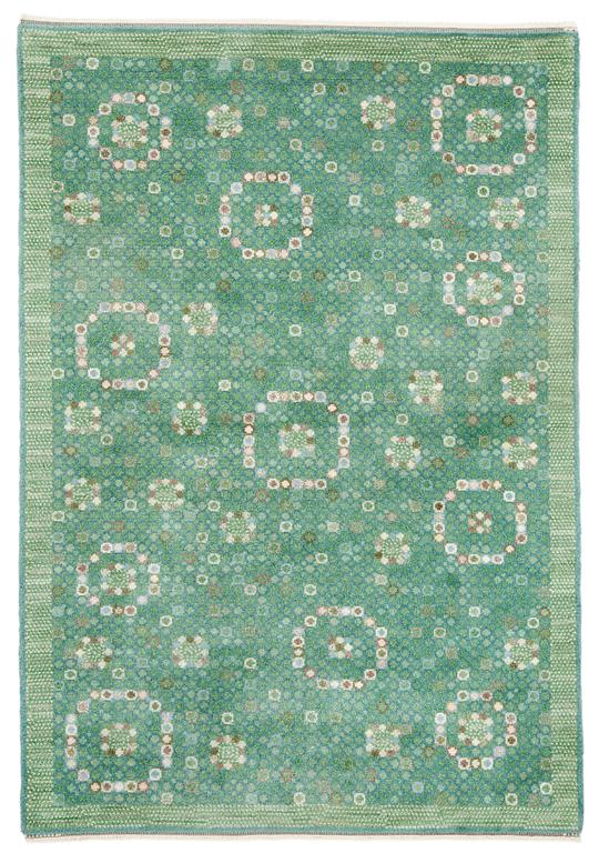 CARPET. "Bankrabatten grön". Knotted pile (flossa). 301 x 207 cm. Signed AB MMF BN.