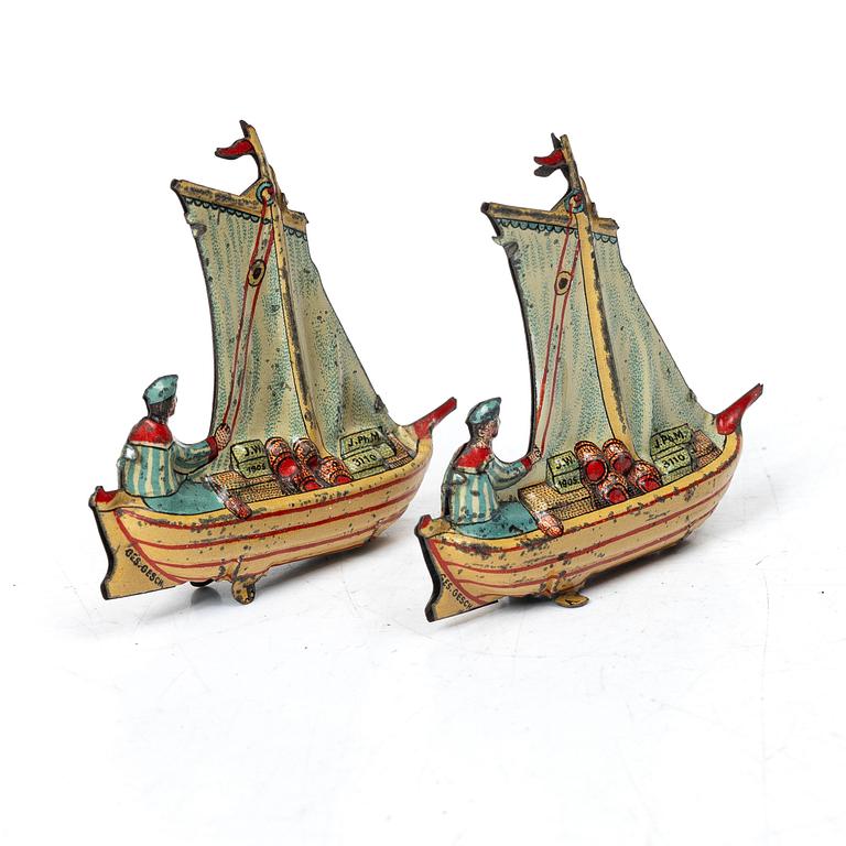 Tin toys, 8 pieces, first half of the 20th century.