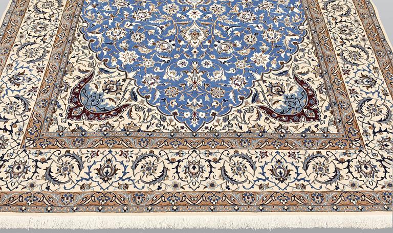 Matta, Nain part silk, s k 9LAA, ca 500,000 knutar/kvm, 331 x 220 cm.